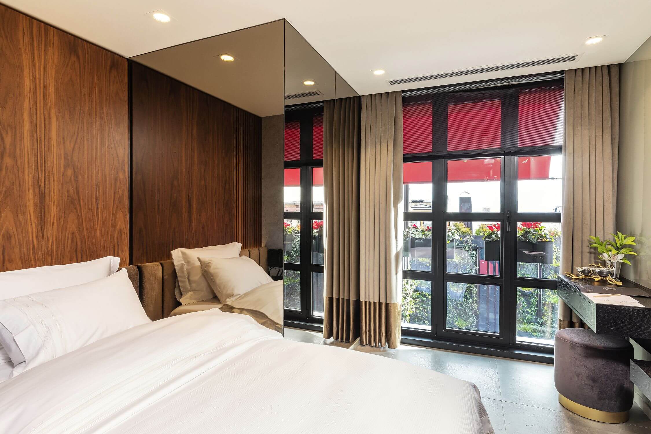 Standard Room / Single